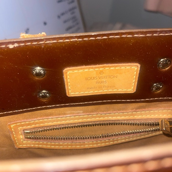 Louis Vuitton Monogram Vernis Reade PM in Brown - Picture 13 of 16